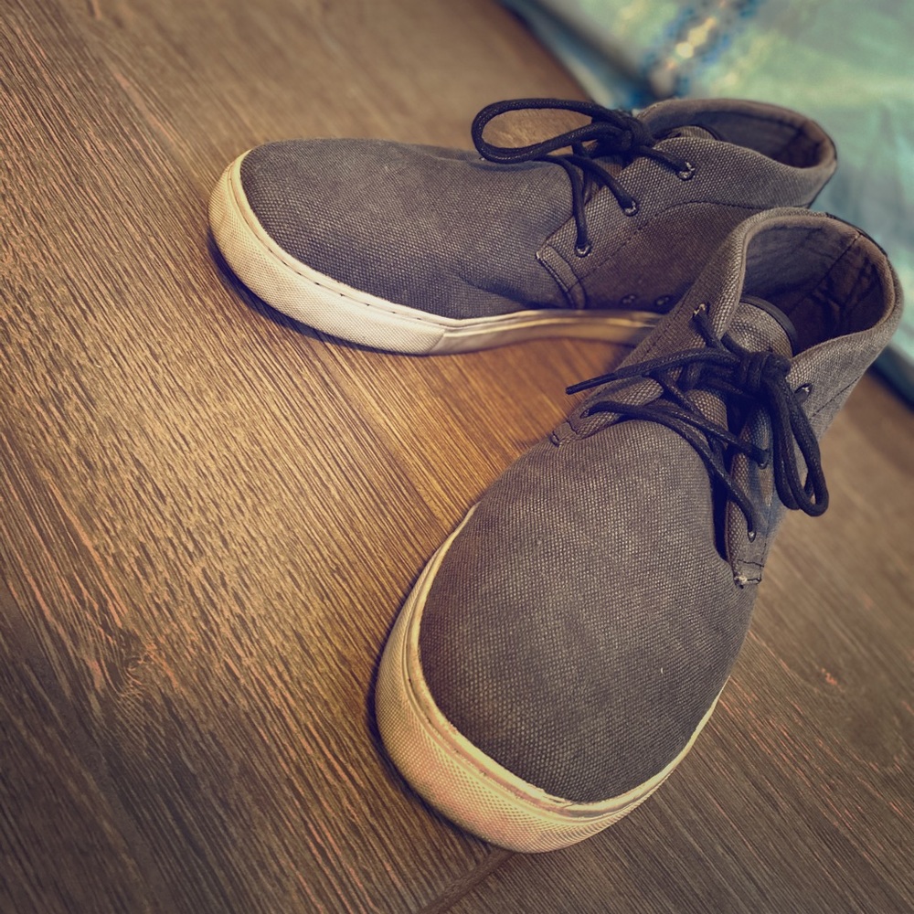 Men's Suede Chukka Boot Sneakers - Size 11